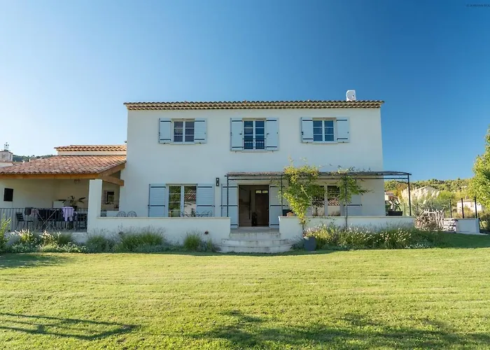 Pretty Provencal Bastide *
