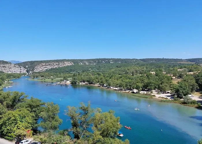 Pretty Provencal Bastide * Quinson