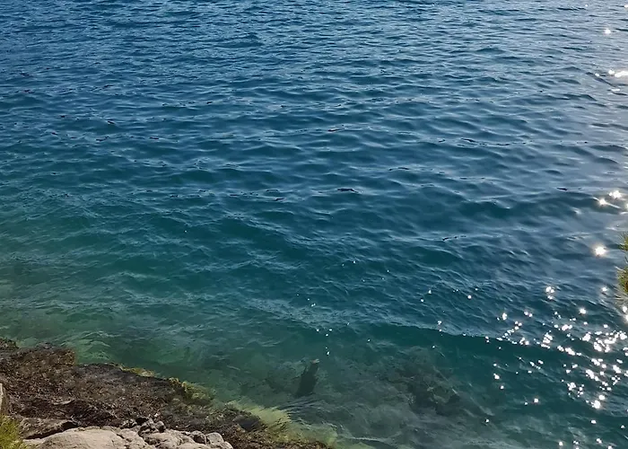 Pretty Provencal Bastide * Quinson